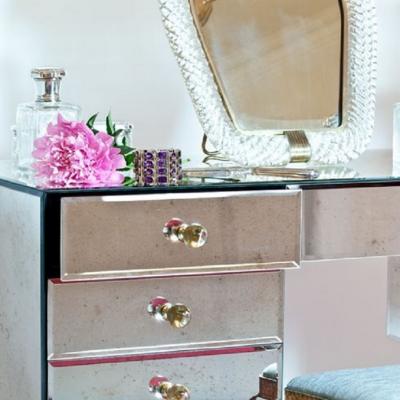 Sophia dressing table