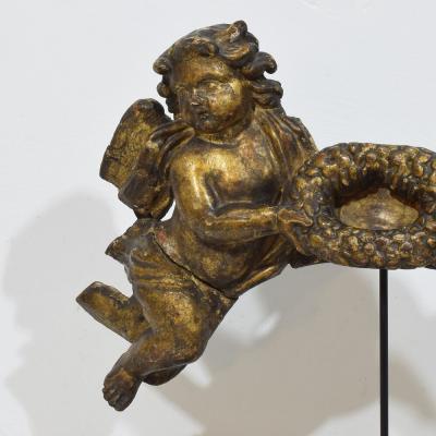 Spanish 18th Century Carved Wooden Baroque Angel Fragment