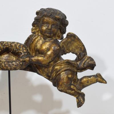 Spanish 18th Century Carved Wooden Baroque Angel Fragment