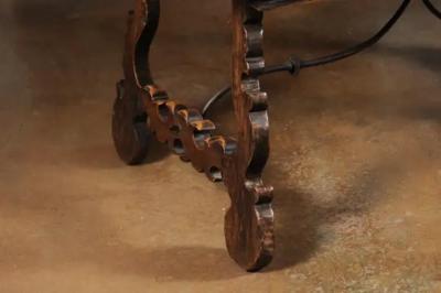 Spanish Baroque 1750s Walnut Fratino Table with Drawers and Iron Stretchers