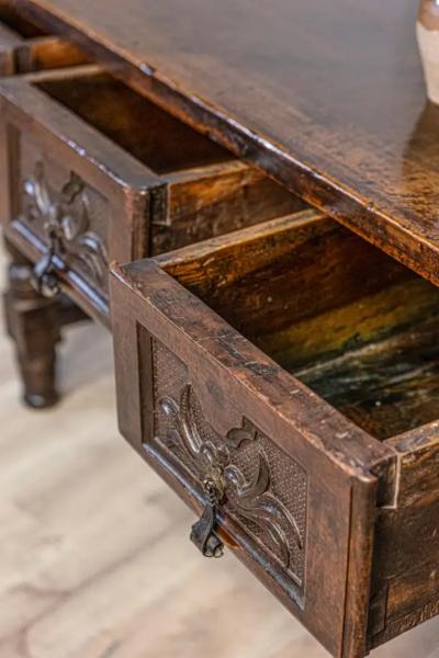 Spanish Baroque 17th Century Walnut Table with Carved Drawers and Turned Legs