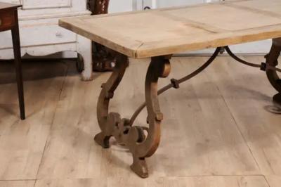 Spanish Baroque Style 1900s Bleached Oak Fratino Table with Carved Lyre Base