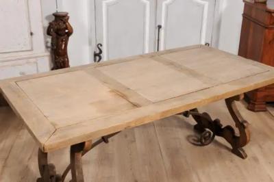 Spanish Baroque Style 1900s Bleached Oak Fratino Table with Carved Lyre Base