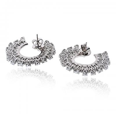 Spray 18K White Gold Front Facing 13 85cttw Hoop Earrings