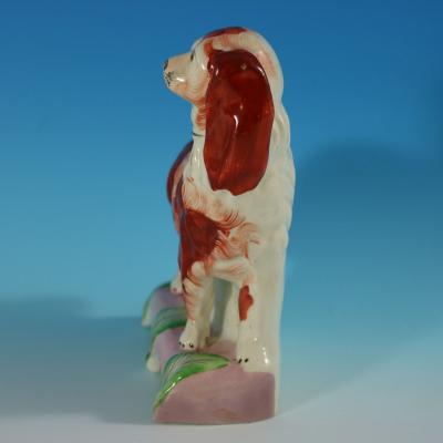 Staffordshire King Charles Spaniel on Leaf Base