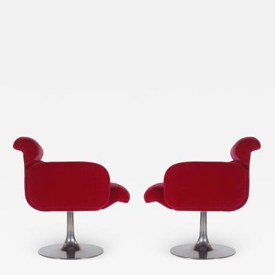 Stendig Co Mid Century Modern Red Swivel Lounge Chairs with Tulip Bases by Stendig