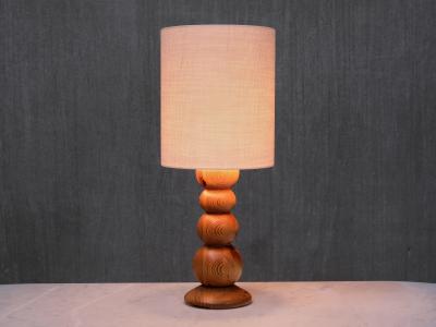 Stig Johnsson Stig Johnsson Swedish Modern Table Lamp in Solid Pine Sm landssl jd 1970s