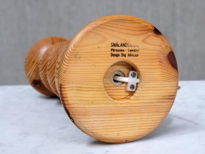 Stig Johnsson Stig Johnsson Swedish Modern Table Lamp in Solid Pine Sm landssl jd 1970s