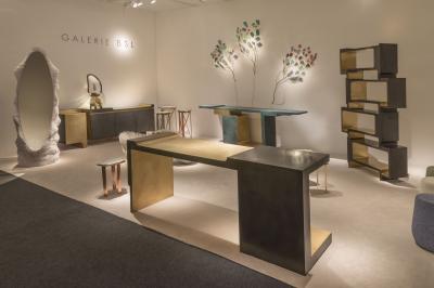 Studio MVW XiangSheng II Console and Desk