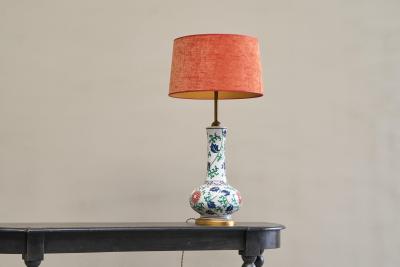 Stunning French Chinoiserie Table Lamp in Porcelain and Brass 1940s