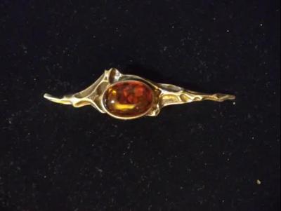 Stunning Sterling Silver with Amber Setting Brooch