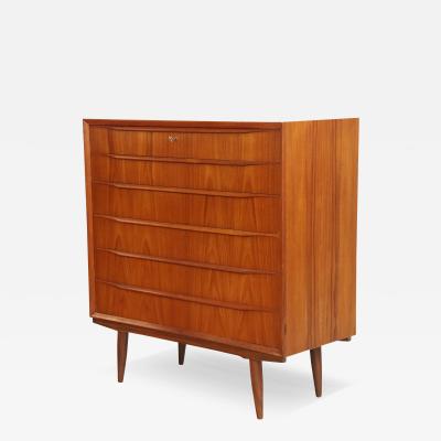 Stylish Scandinavian Modern Six Drawer Teak Dresser w Key