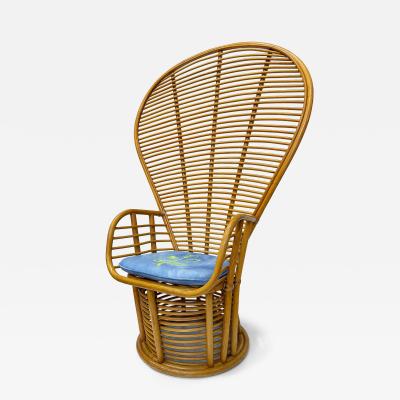 Substantial Vintage Sculptural Rattan Reed Peacock Chair Great Condition