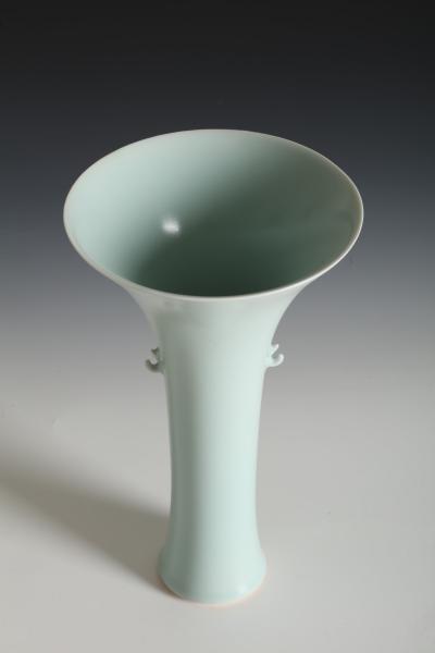 Sueharu Fukami Flower Vase entitled Ritsu Upright 1976