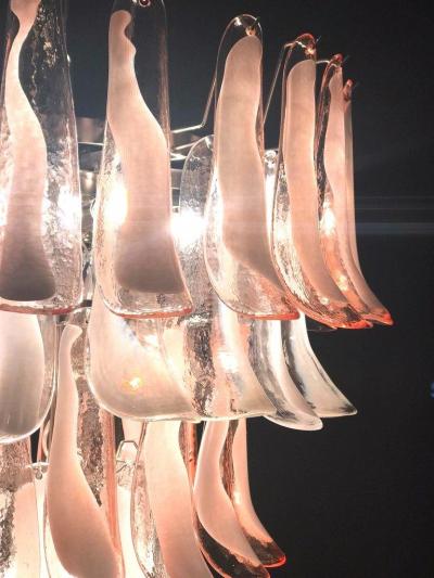 Sumptuous Pink and White Petal Murano Glass Chandelier Italy 1980s