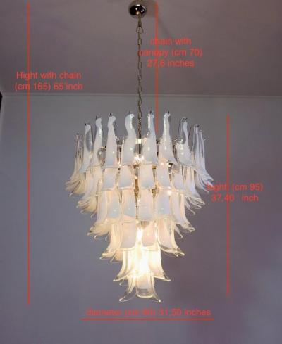 Sumptuous Pink and White Petal Murano Glass Chandelier Italy 1980s