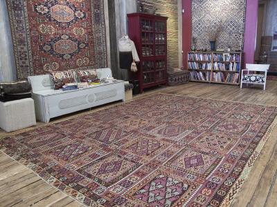 Superb Antique Northeast Anatolian Kilim