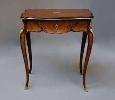 Superb French 19thc Kingwood occasional table