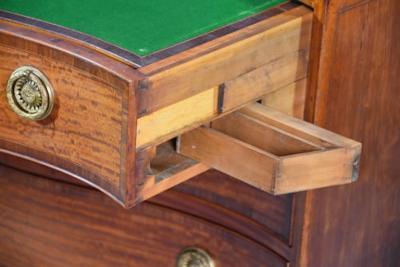 Superb quality serpentine shaped satinwood gentlemans dressing chest