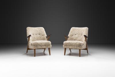 Svante Skogh Pair of Svante Skogh Easy Chairs for F renade M belfabrikerna Sweden 1950s