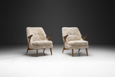 Svante Skogh Pair of Svante Skogh Easy Chairs for F renade M belfabrikerna Sweden 1950s