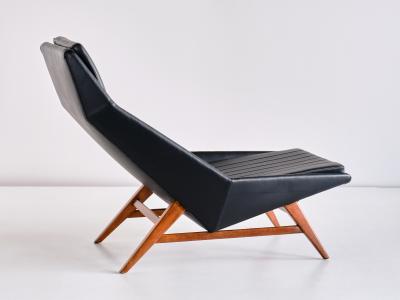 Svante Skogh Svante Skogh Lounge Chair in Leather and Beech AB Hjertquist Co Sweden 1955