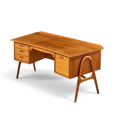 Svend Aage Madsen Svend Madsen Mid Century Danish Teak Curved Desk