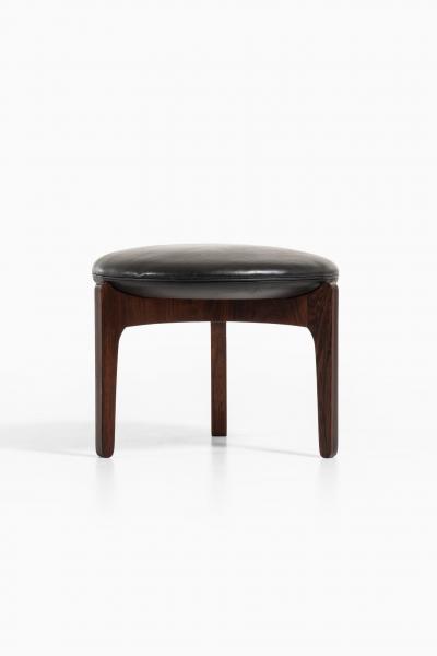 Svend Ellek r Stools Produced by Christian Linneberg