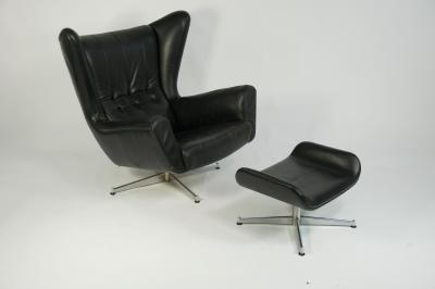 Svend Skipper Svend Skipper Leather Lounge Chair and Ottoman