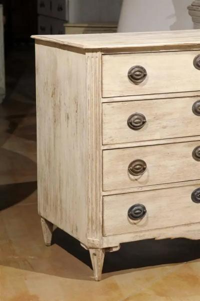 Swedish 1780s Gustavian Period Four Drawer Commode with Chamfered Side Posts