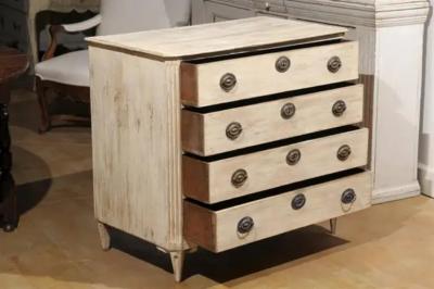 Swedish 1780s Gustavian Period Four Drawer Commode with Chamfered Side Posts