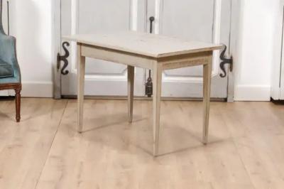 Swedish 1790s Gustavian Period Painted Side Table with Carved Guilloches