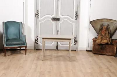 Swedish 1790s Gustavian Period Painted Side Table with Carved Guilloches