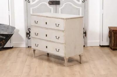 Swedish 1790s Gustavian Period Painted Three Drawer Chest with Carved Feet