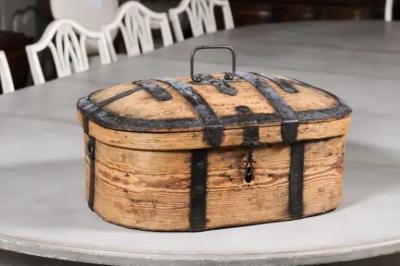 Swedish 1790s Rustic Oval Top Wooden Box with Iron Accents and Distressed Patina