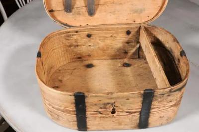 Swedish 1790s Rustic Oval Top Wooden Box with Iron Accents and Distressed Patina