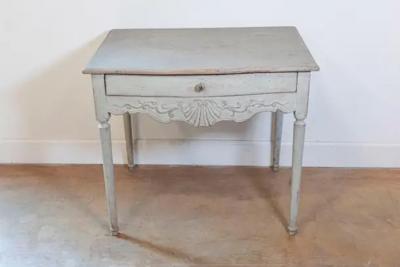 Swedish 1810s Period Gustavian Painted Side Table with Drawer and Carved Apron