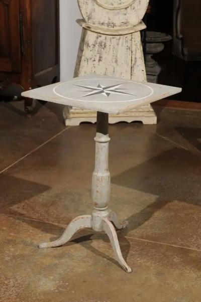 Swedish 1850s Grey Painted Gu ridon Pedestal Side Table with Wind Rose Motif