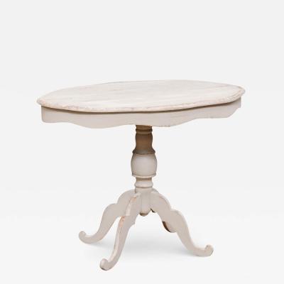 Swedish 1860s Painted Oval Pedestal Table with Carved Apron and Quadripod Base