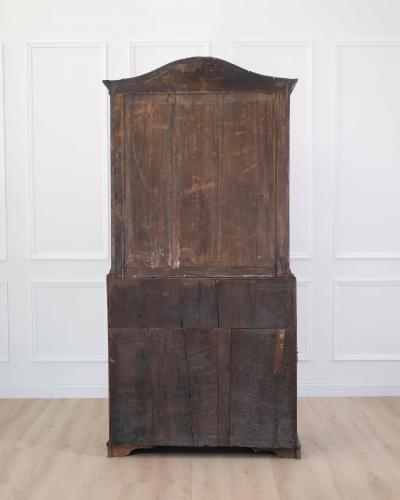 Swedish 18th Century Baroque Vitrine