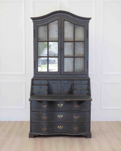 Swedish 18th Century Baroque Vitrine