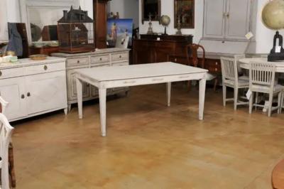 Swedish 1900 Gustavian Style Dining Table with Carved Apron and Fluted Legs