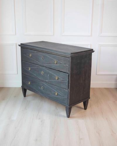 Swedish 19th Century Chest of Drawers c 1840