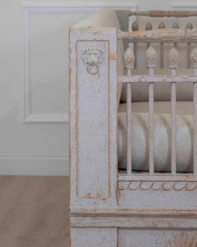 Swedish 19th Century Gustavian Painted Daybed