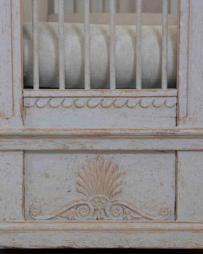 Swedish 19th Century Gustavian Painted Daybed