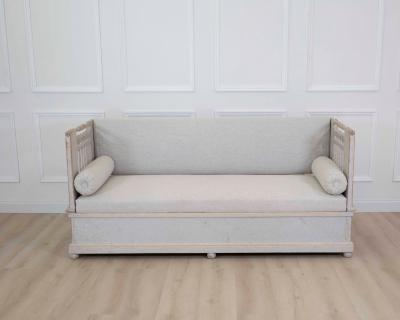 Swedish 19th Century Gustavian Painted Daybed