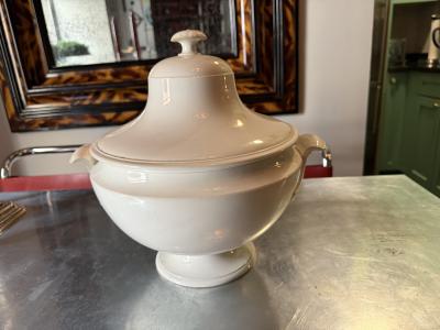 Swedish 19th century creamware soup tureen