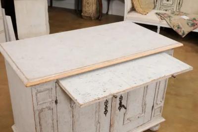 Swedish Baroque 1740s Painted Buffet with Carved Doors and Pullout Drawer