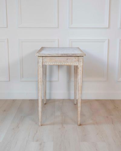 Swedish Early 20th Century Gustavian Style Side Table c 1900