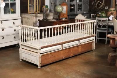 Swedish Egyptian Revival Period 1790s Painted Sofa with Carved Pharaonic Heads